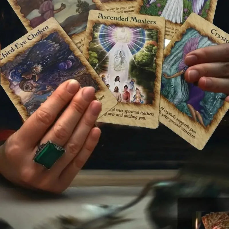 44 tarjetas de oráculo de ángel.