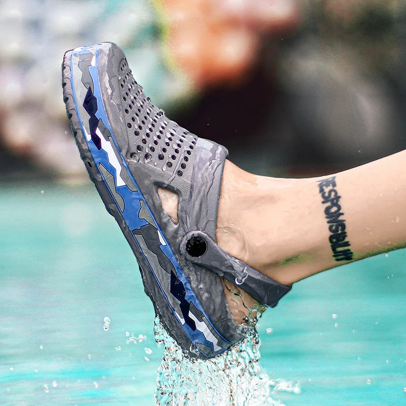 Men Slippers Causal Breathable Clogs